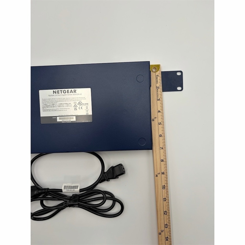 NETGEAR ProSafe 24-Port Gigabit Ethernet Switch Unmanaged Rackmount w/‎ - Picture 3 of 11